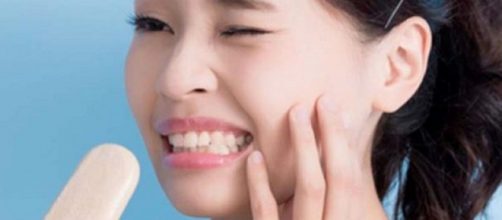 Denti sensibili: le cause e i rimedi più efficaci per la cura.