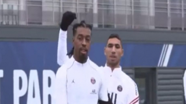 Presnel Kimpembe et Hakimi au centre d'entraînement du PSG