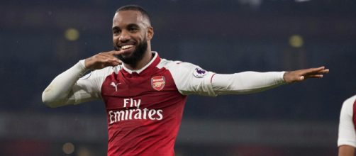 Inter su Lacazette mentre il Cagliari vuole Izzo.