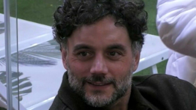Grande Fratello Vip, Barù spiazza: 'Gli autori mi spingono, vogliono che mi accoppio'.