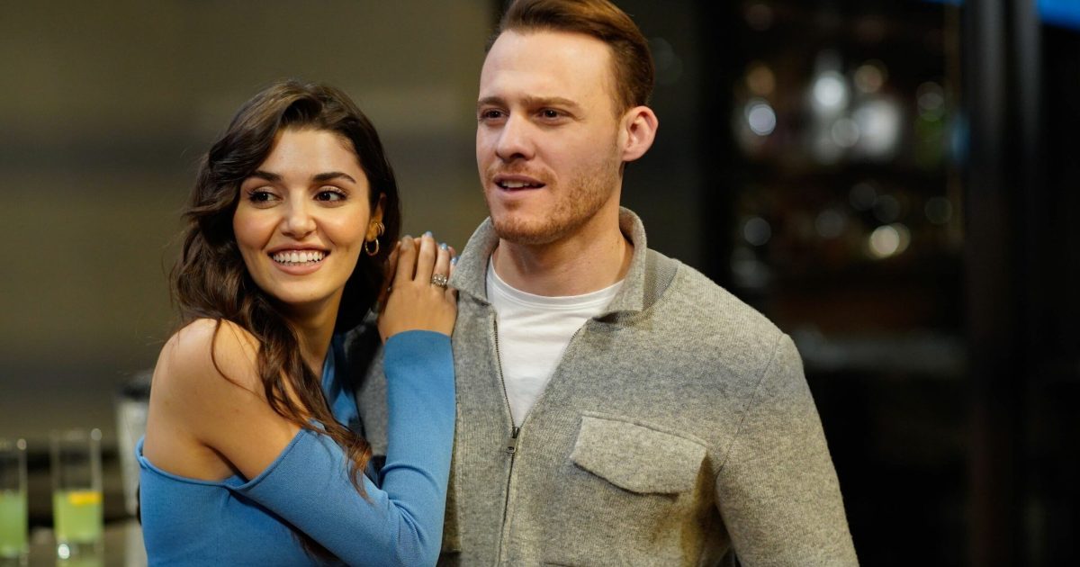 Cambio programmazione Mediaset 2022 chiude Love is in the air, debutta la soap Dos Vidas