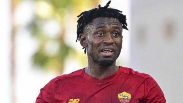 Amadou Diawara, centrocampista della Roma.