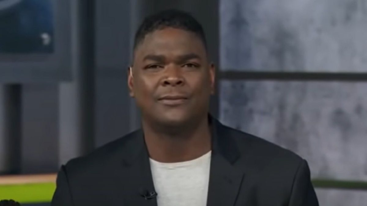 I've never seen Tom Brady fall off,' Keyshawn Johnson tells Max Kellerman