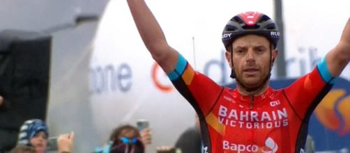 Damiano Caruso vittorioso nella tappa di Alpe Motta del Giro d'Italia.