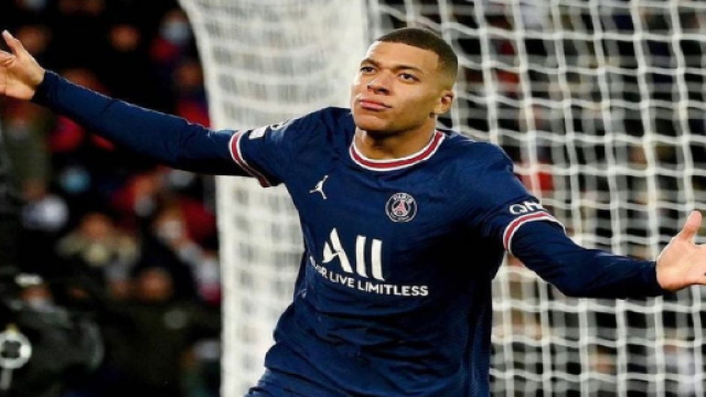 Kylian Mbappé sur le départ à Paris... k.mbappe / Instagram