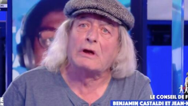 TPMP : René Malleville revient dans ‘la cage au lion’, Raymond le clashe sur Twitter. ©Capture C8