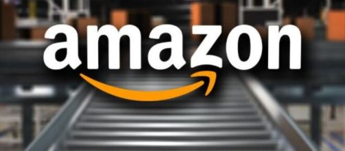 Amazon assume per i centri smistamento magazzinieri anche senza diploma.