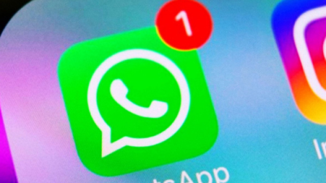 Migliaia le vittime della nuova truffa su WhatsApp.