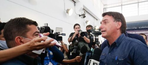 Bolsonaro: Auxílio emergencial deve voltar em março, com 3 ou 4 parcelas. (Arquivo Blasting News)