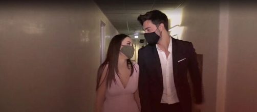 Uomini e donne, prima dedica social di Davide a Chiara: 'Oggi sono felice'.
