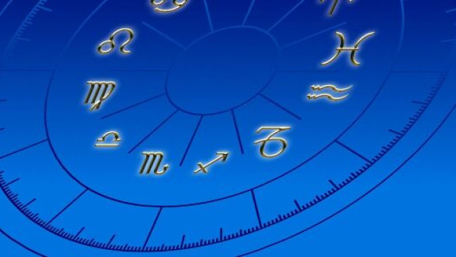 Previsioni astrologiche e oroscopo del giorno per tutti i segni zodiacali.