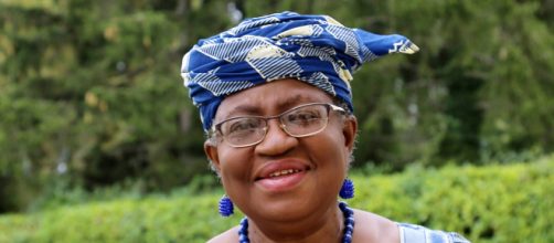 A economista Ngozi é primeira mulher no comando da OMC. (Arquivo Blasting News)