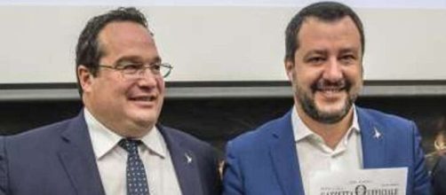 Pensioni, nuovo ddl della Lega, nella foto Salvini e Durigon.