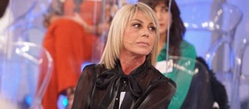 5 curiosità su Aurora Tropea, una delle dame più discusse di Uomini e donne.