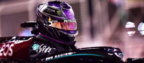 Lewis Hamilton, sette volte campione del mondo di Formula 1 sulla sua Mercedes.