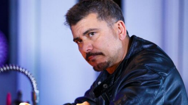 Un posto al sole, spoiler al 5 febbraio: Franco insospettito dal comportamento di Nunzio.