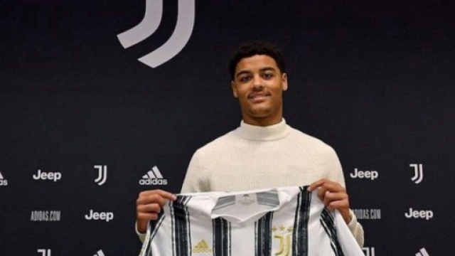 Koni De Winter è uno dei talenti della Primavera della Juventus.