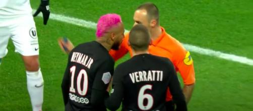 Ennjimi donne quelques conseils pour arbitrer Neymar et Verratti - Photo capture d'écran vidéo Youtube