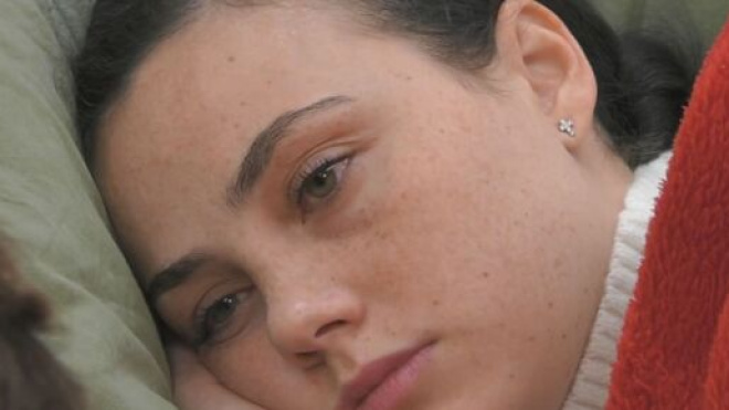 GFVip, Rosalinda pensierosa sul dopo reality: 'Sento ancora addosso i dubbi degli altri'.
