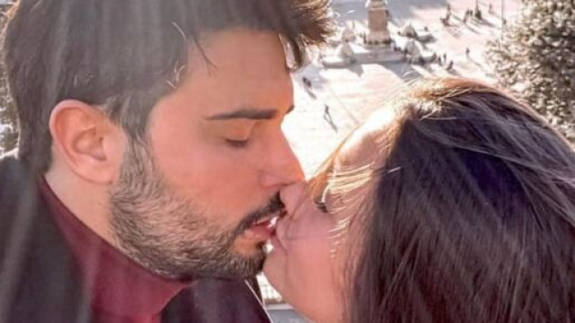 Davide e Chiara in diretta Instagram parlano della loro storia d'amore.