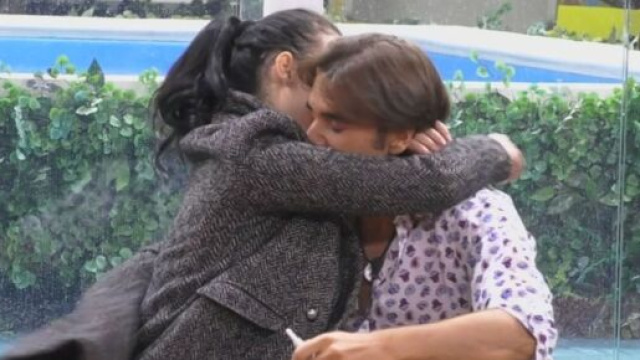 GF Vip, Massimiliano contro Rosalinda.