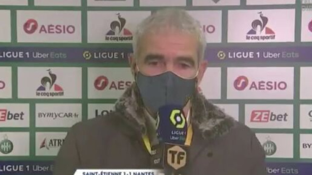 Raymond Domenech humilie un journaliste de Téléfoot après une question sur sa carrière. ©capture écran
