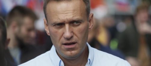 Alexej Navalny torna in cella dopo una nuova condanna.