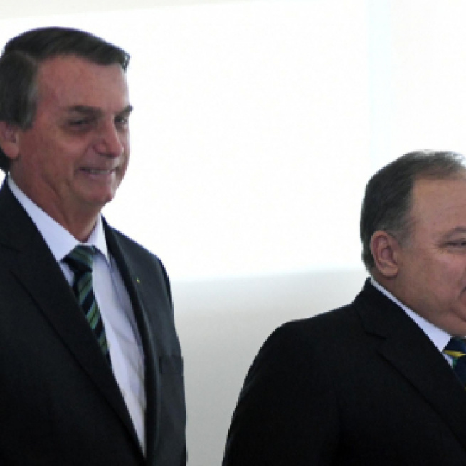 Bolsonaro e Pazuello estão sendo questionados sobre gestão da pandemia. (Arquivo Blasting News)
