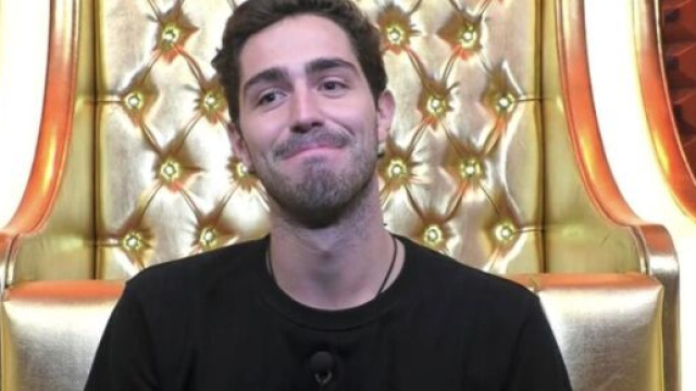 Grande Fratello Vip, Tommaso nomina Maria Teresa: 'Mi hanno messo la pulce nell'orecchio'.