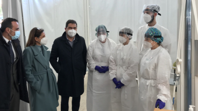 Il direttore generale dell'Umberto I Fabrizio D'Alba, la rettrice della Sapienza Antonella Polimeni, l'assessore alla Sanit&agrave; del Lazio D'Amato.