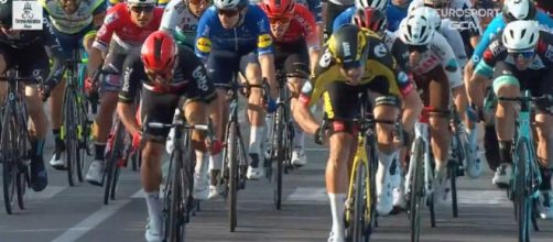 La vittoria di Wout van Aert nella prima tappa della Tirreno-Adriatico