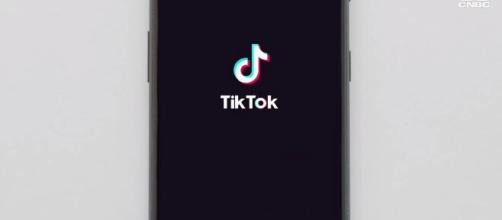 TikTok has hundreds of millions of users who interact on the app daily (Image source: CNBC/YouTube)