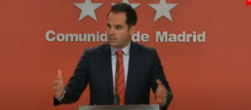 Ignacio Aguado ha criticado que el 'ordeno y mando' fuera la forma de gobernar de Ayuso (Youtube, El Mundo)