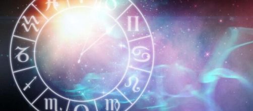 Previsioni oroscopo per il mese di aprile per la prima sestina dello zodiaco
