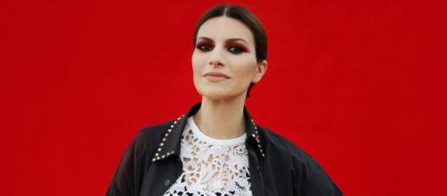 Laura Pausini, candidata agli Oscar 2021, fa sognare l’Italia.