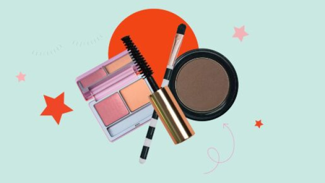 17 Best Makeup Tips and Hacks of 2021 - Makeup Tricks For Beginners - cosmopolitan.com