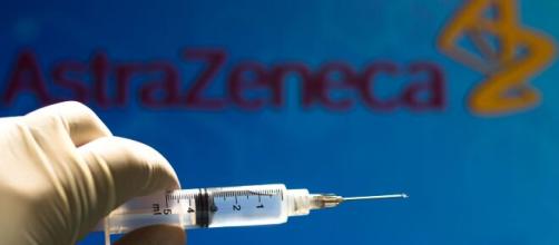 AstraZeneca, l'Ema assicura: 'Vaccino sicuro ed efficace'.