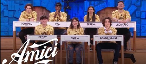 Amici, spoiler 1° serale: team Zerbi-Celentano vince due manche, Ferilli quarto giudice.