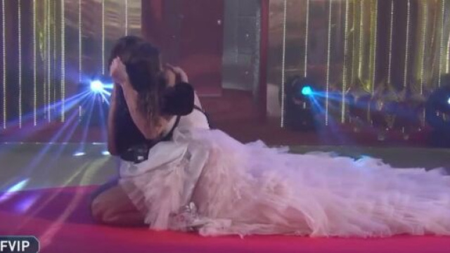 Grande Fratello Vip, la figlia di Dayane Mello: 'Non ci lasciamo pià, ti amo tantissimo'.