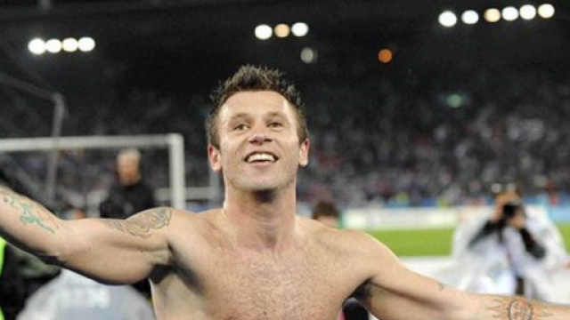 Antonio Cassano ne lâche pas Cristiano Ronaldo (Credit Photo : Twitter Antonio Cassano).