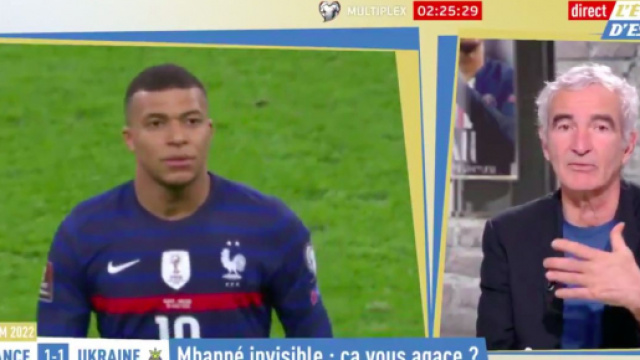 Kylian Mbappé se fait détruire par Raymond Domenech - Photo capture d'écran vidéo Twitter