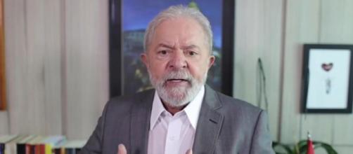 Ex-presidente Lula criticou juiz Sergio Moro, imprensa e elite em entrevista à agência Xinhua (Reprodução/Facebook)