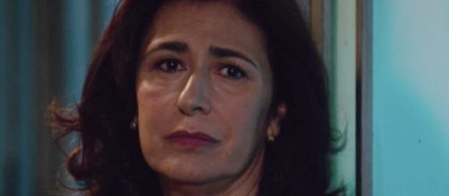 Il Paradiso delle Signore, episodio 5/03: Agnese confessa il suo tradimento al prete Don Saverio.