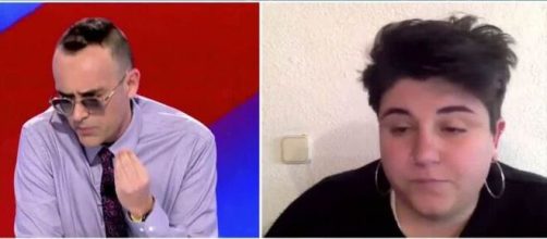 Risto Mejide vuelve a ser centro de la polémica en relación a a la joven que perdió un ojo por manifestarse (Twitter @todoesmentiratv)