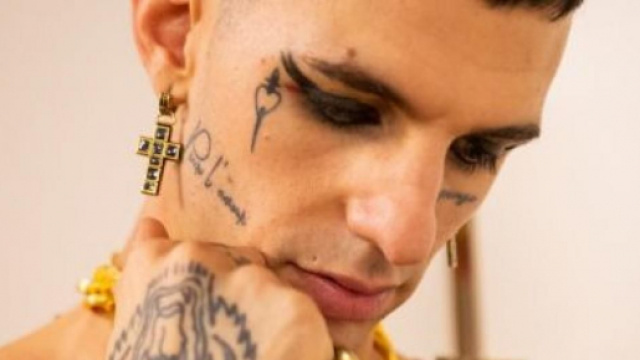 Achille Lauro in una foto tratta dai suoi profili social