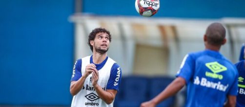 Grêmio negocia liberação de lateral Victor Ferraz para o Ceará (Lucas Uebel/Grêmio FBPA)