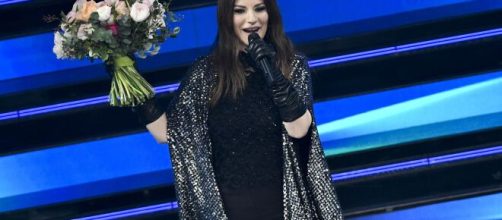 Laura Pausini la regina della seconda serata di Sanremo: un'emozione lunga 28 anni.