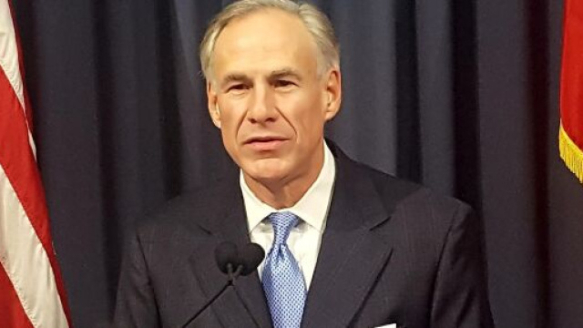 Il governatore del Texas Abbott elimina a partire dal 10 marzo le restrizioni per contenere la pandemia.