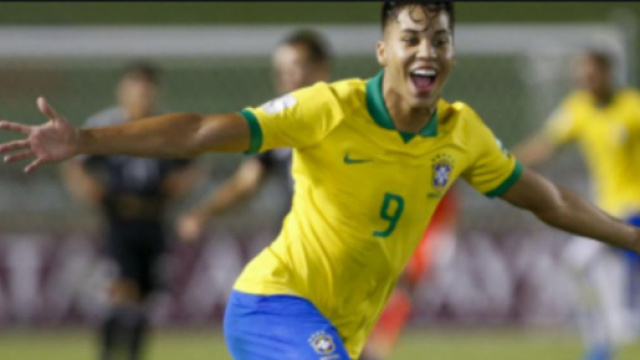 Kaio Jorge, punta brasiliana del Santos.