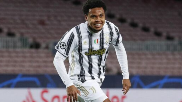Torino, festa in casa di McKennie: intervengono i carabinieri.